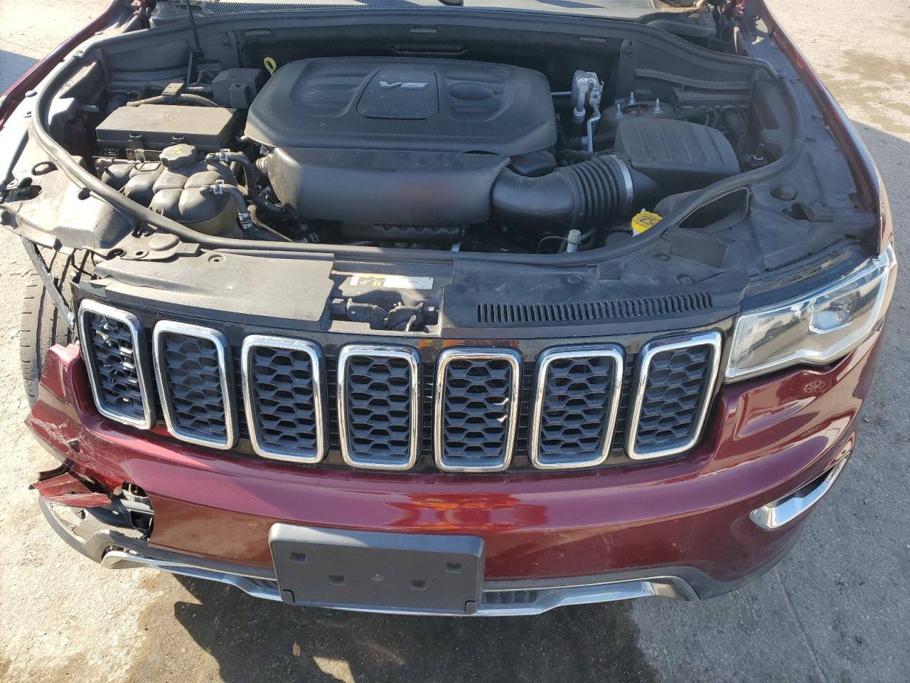 2018 Jeep Grand Cherokee VIN 1C4RJEBG5JC218074 Copart auction photo, front end damage thumbnail 12