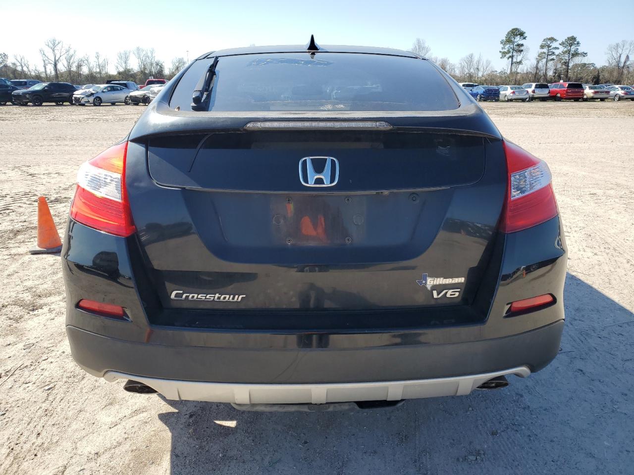 2013 Honda Crosstour VIN 5J6TF1H57DL000402 Copart auction photo, minor dent/scratches / mechanical damage thumbnail 6