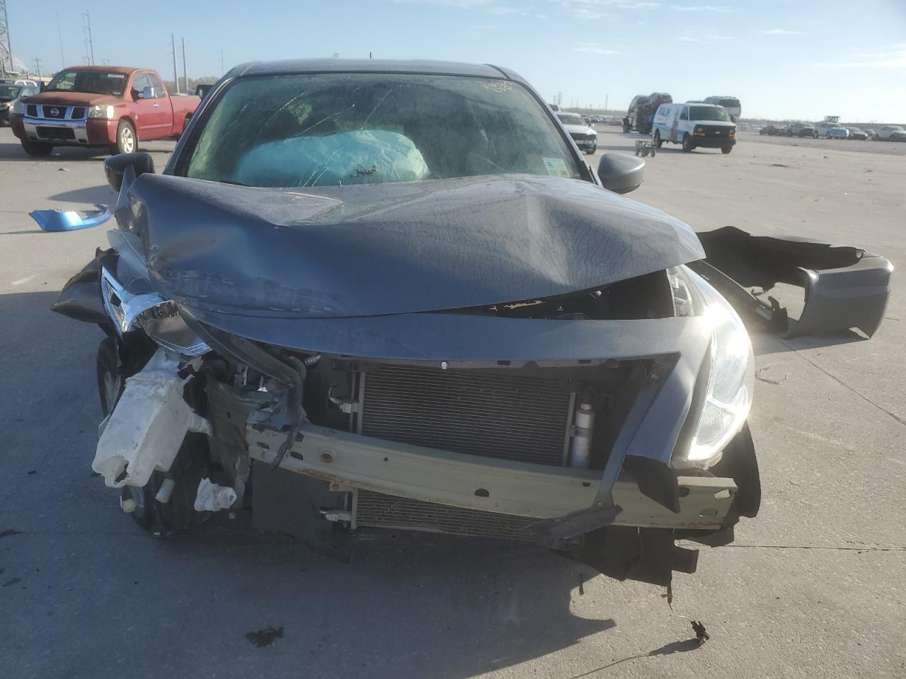 2019 Nissan Versa VIN 3N1CN7AP2KL831379 Copart auction photo, front end / rear end damage thumbnail 5