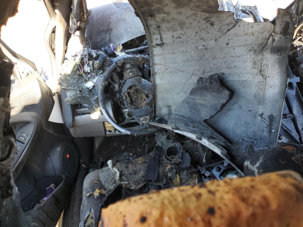 2010 Toyota RAV 4 VIN 2T3DK4DV4AW036151 Copart auction photo, all over / burn damage thumbnail 8
