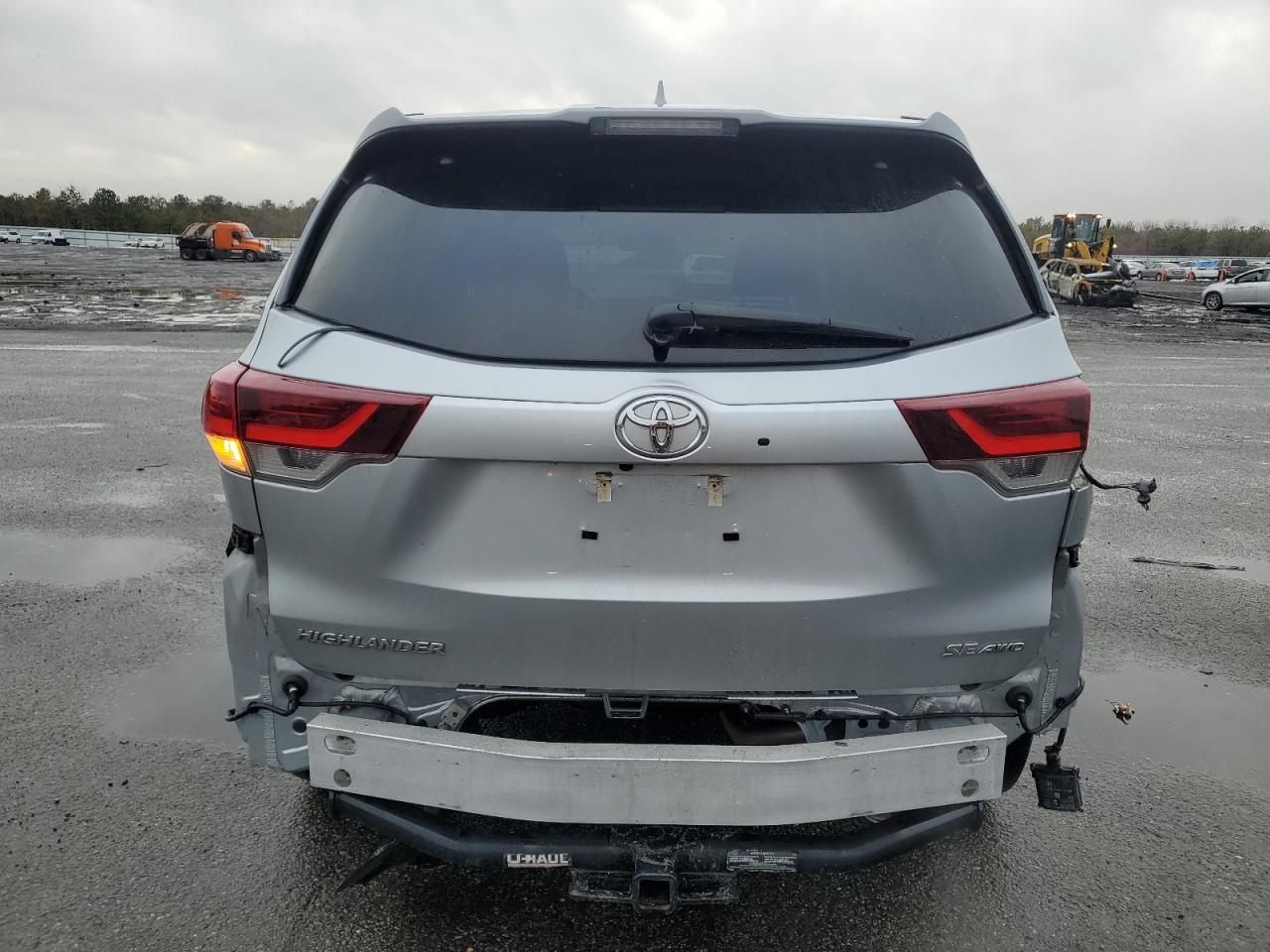 2019 Toyota Highlander VIN 5TDJZRFH0KS567076 Copart auction photo, rear end / front end damage thumbnail 6