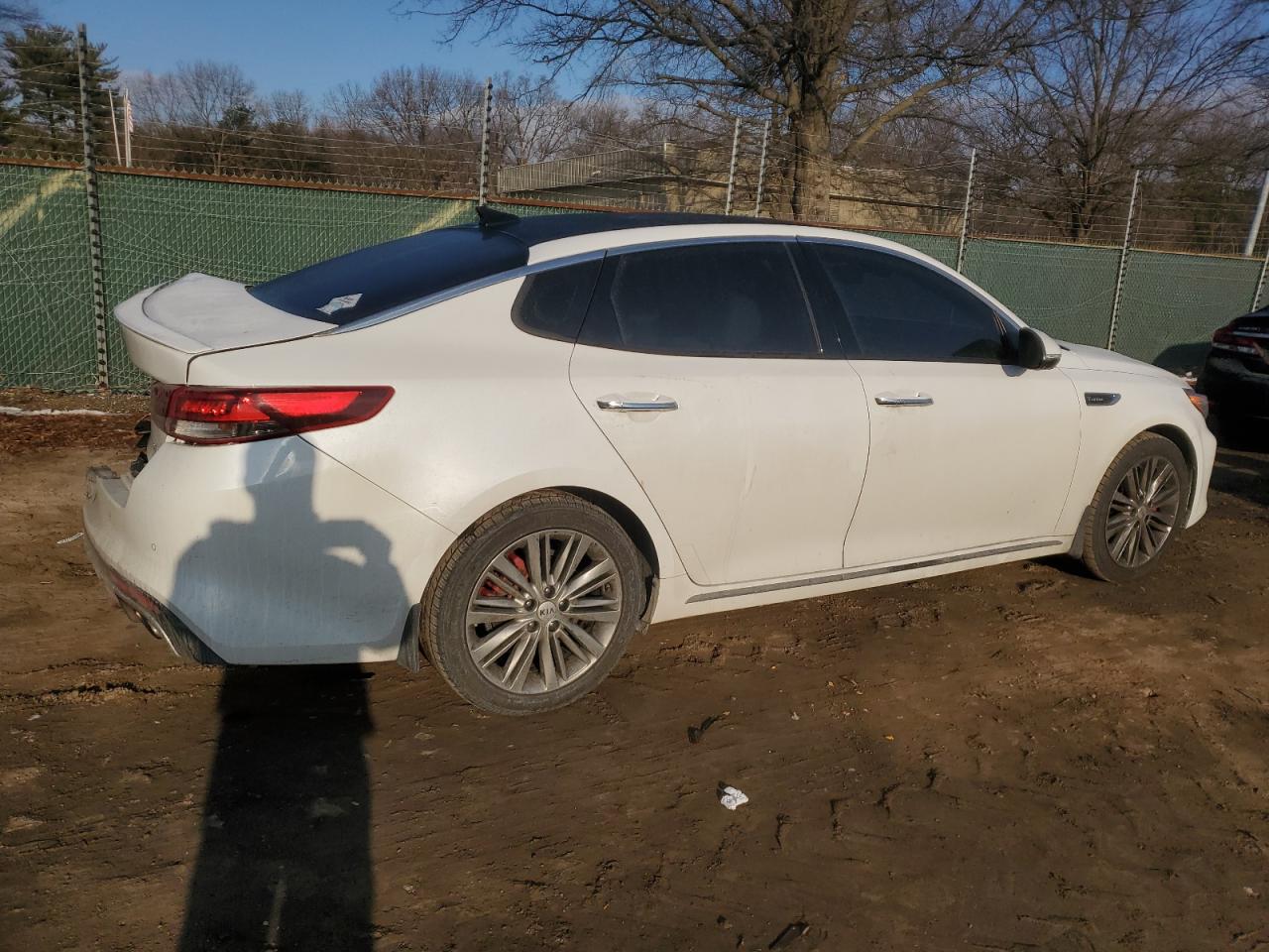 2018 KIA Optima VIN 5XXGV4L26JG208758 Copart auction photo, rear end / minor dent/scratches damage thumbnail 3