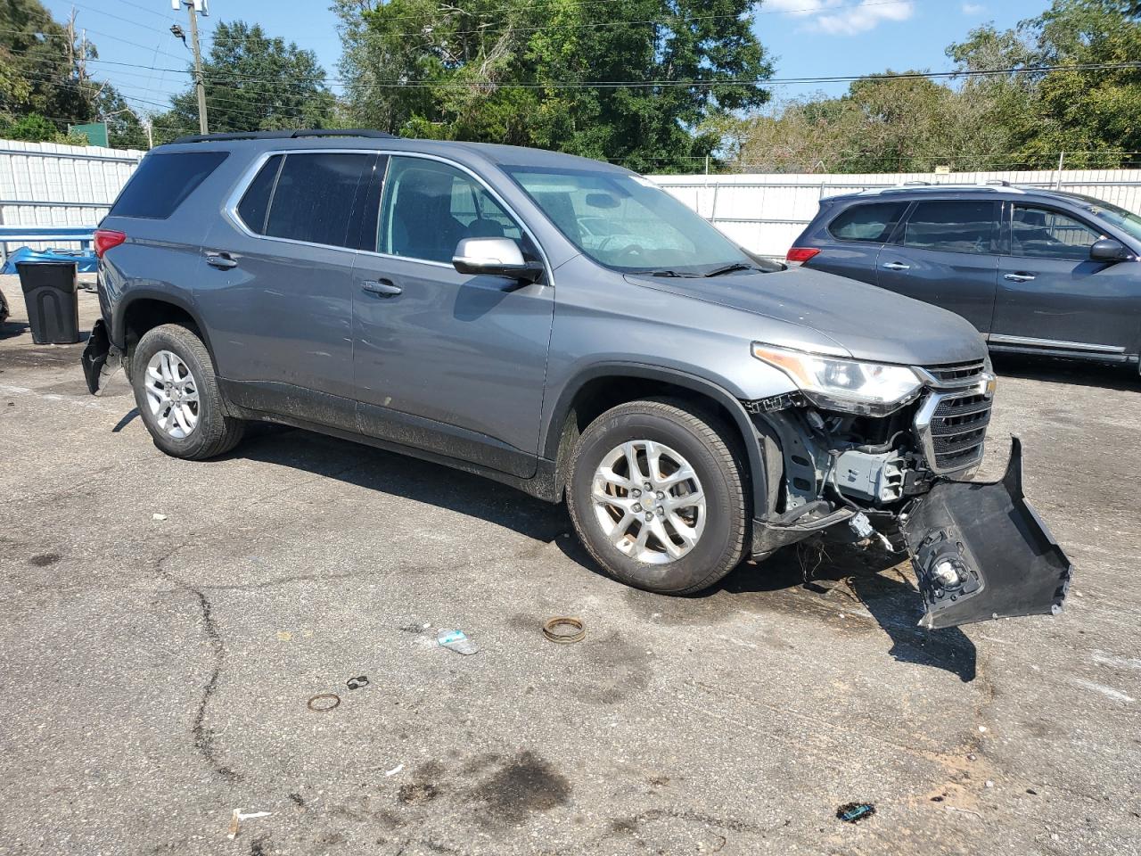 2020 Chevrolet Traverse VIN 1GNERGKW4LJ225971 Copart auction photo, rear end / front end damage thumbnail 4