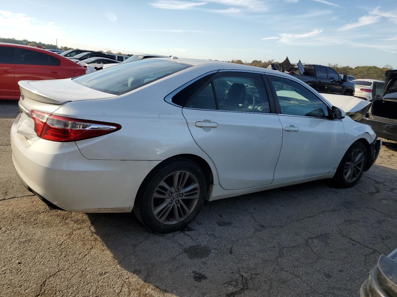 2016 Toyota Camry VIN 4T1BF1FKXGU157538 Copart auction photo, front end damage thumbnail 3
