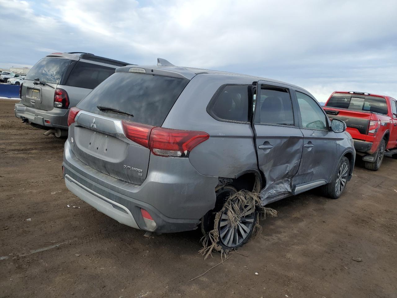 2019 Mitsubishi Outlander VIN JA4AD3A36KJ000417 Copart auction photo, side / rear end damage thumbnail 3