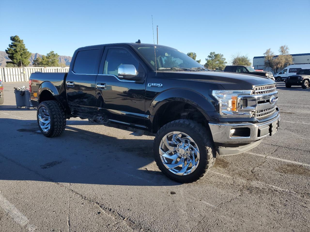 2018 Ford F-150 VIN 1FTEW1E52JKF73180 Copart auction photo, side damage thumbnail 4