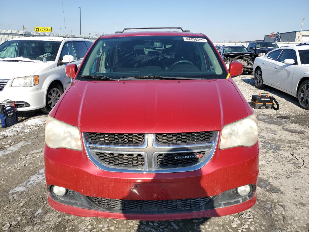 2013 Dodge Caravan VIN 2C4RDGDG0DR733382 Copart auction photo, side / rear end damage thumbnail 5
