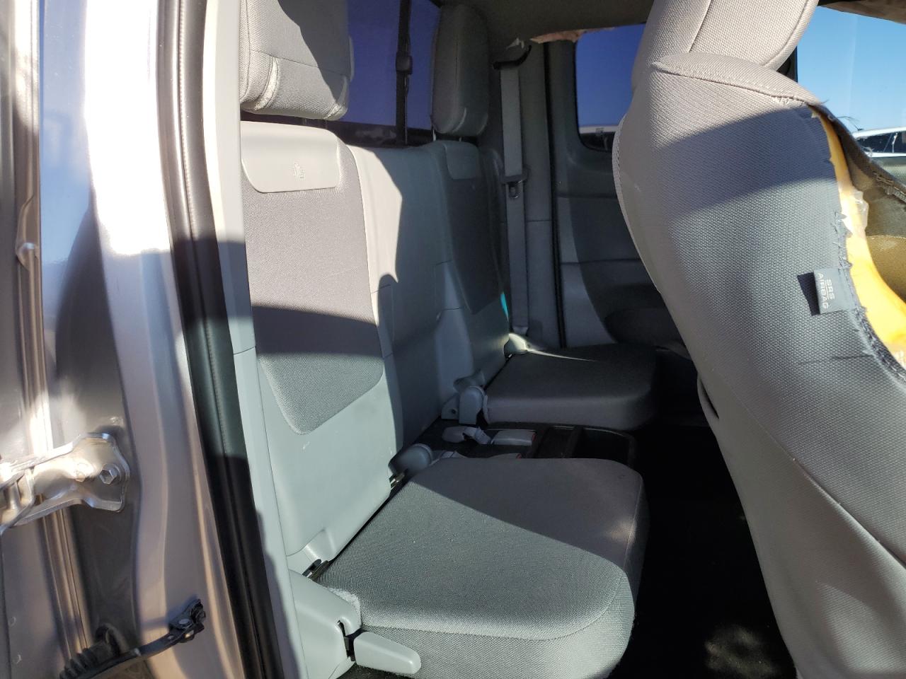 2015 Toyota Tacoma VIN 5TFUU4EN3FX144725 Copart auction photo, front end / minor dent/scratches damage thumbnail 10