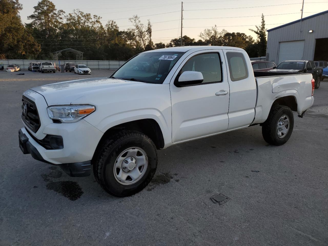 2017 Toyota Tacoma VIN 5TFRX5GN8HX083083