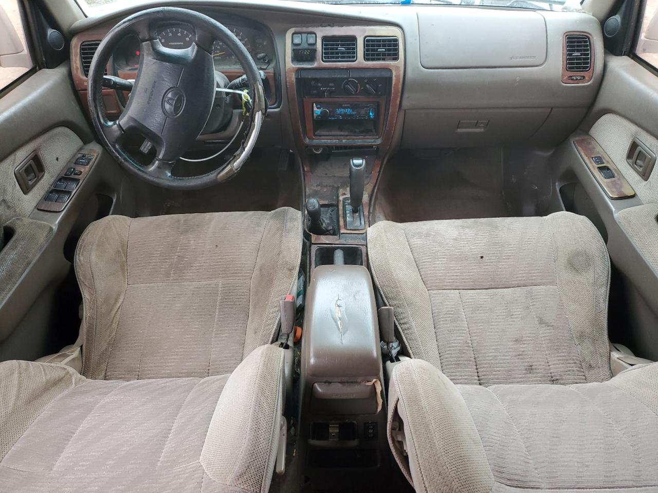 1998 Toyota 4Runner VIN JT3HN86R9W0159783 Copart auction photo, undercarriage / side damage thumbnail 8