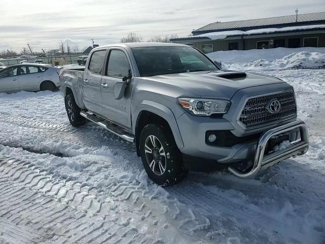 2016 Toyota Tacoma VIN 5TFDZ5BN3GX010083 Copart auction photo, side / minor dent/scratches damage thumbnail 13