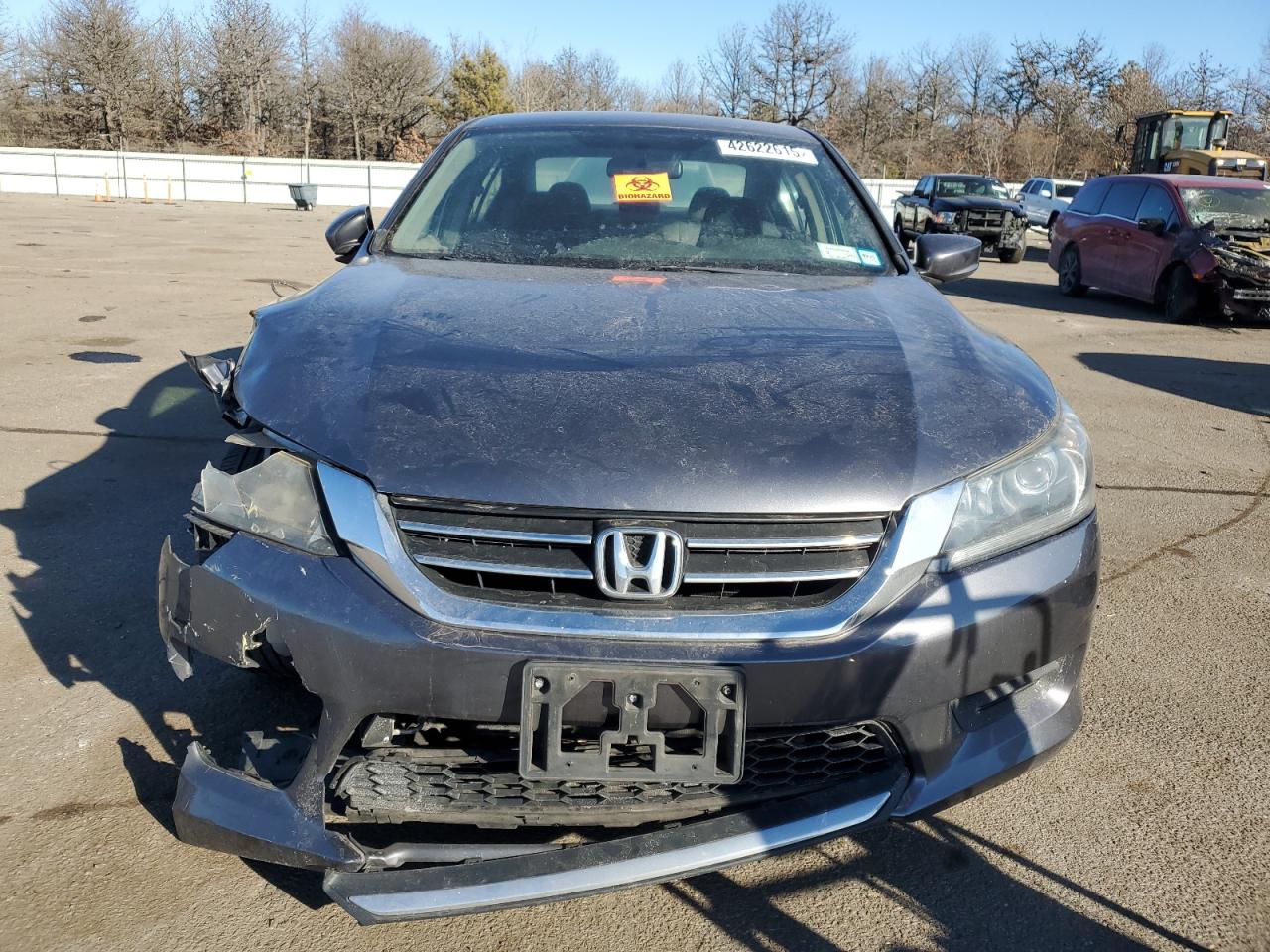 2015 Honda Accord VIN 1HGCR2F30FA042821 Copart auction photo, front end / minor dent/scratches damage thumbnail 5
