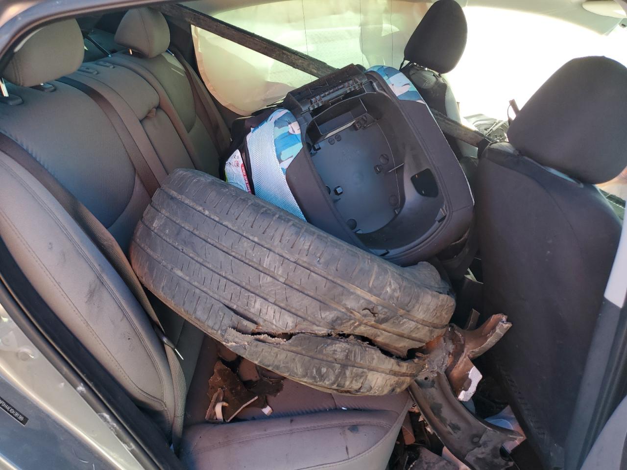 2013 Hyundai Elantra VIN 5NPDH4AEXDH381389 Copart auction photo, all over damage thumbnail 6