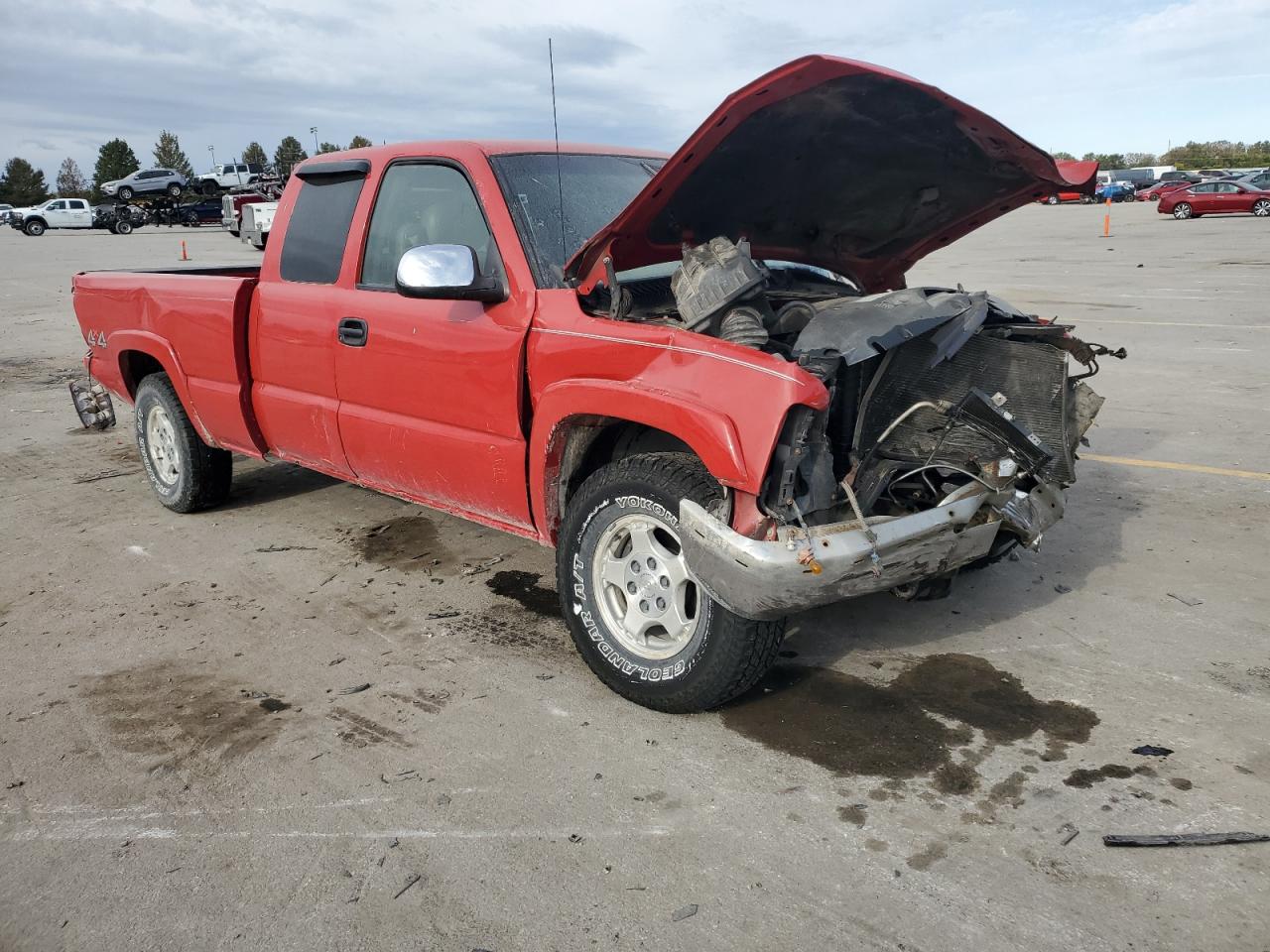 1999 Chevrolet Silverado VIN 1GCEK19T2XE109463 Copart auction photo, all over damage thumbnail 4