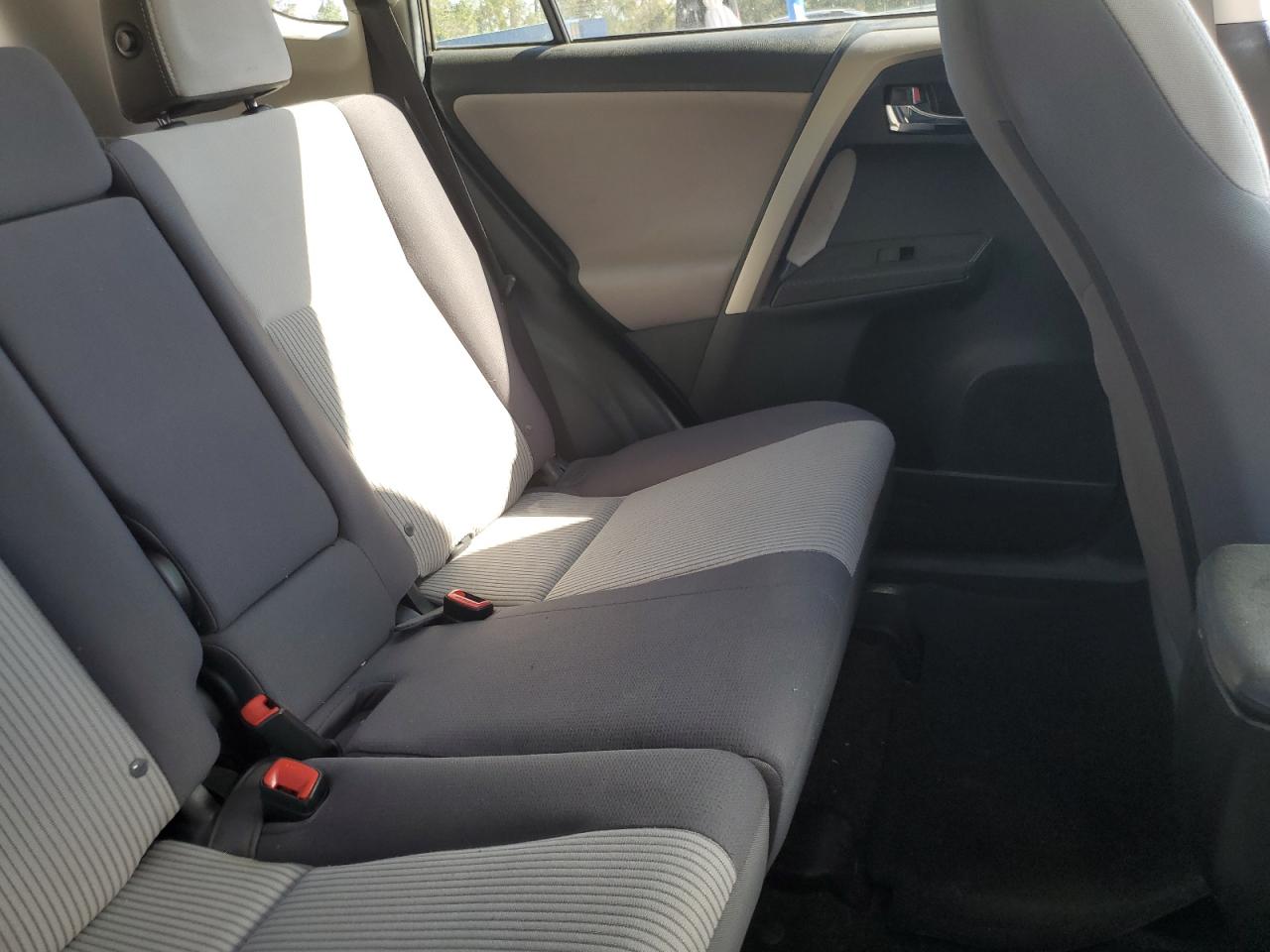 2015 Toyota RAV 4 VIN 2T3RFREV7FW287808 Copart auction photo, front end / rear end damage thumbnail 11
