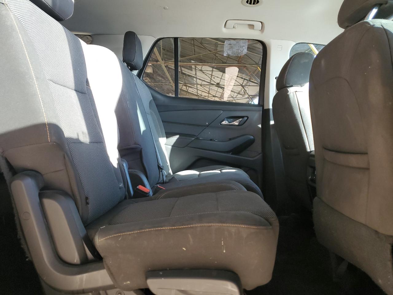 2018 Chevrolet Traverse VIN 1GNERFKW5JJ266553 Copart auction photo, minor dent/scratches damage thumbnail 11