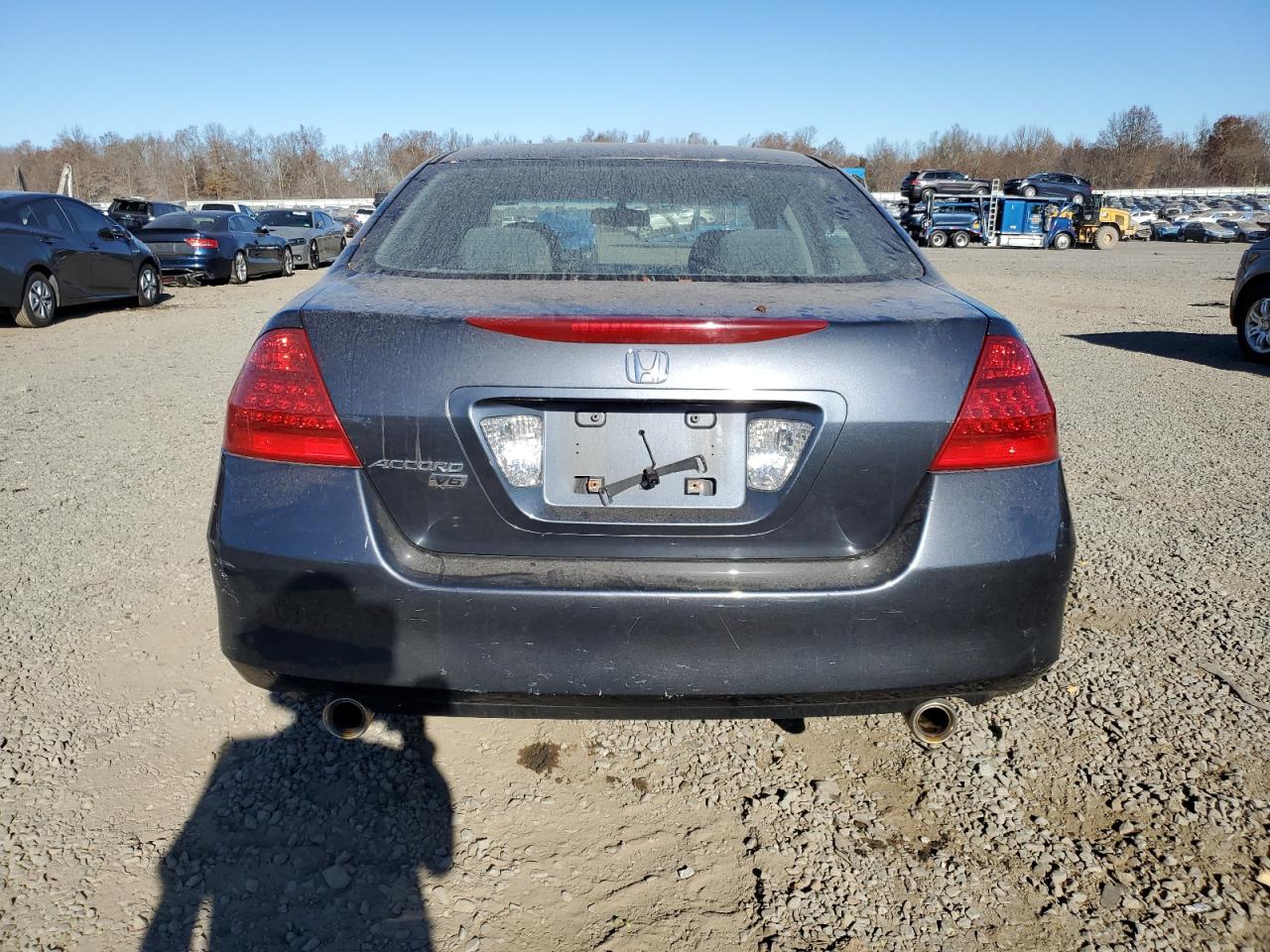 2007 Honda Accord VIN 1HGCM66467A103248 Copart auction photo, side / front end damage thumbnail 6