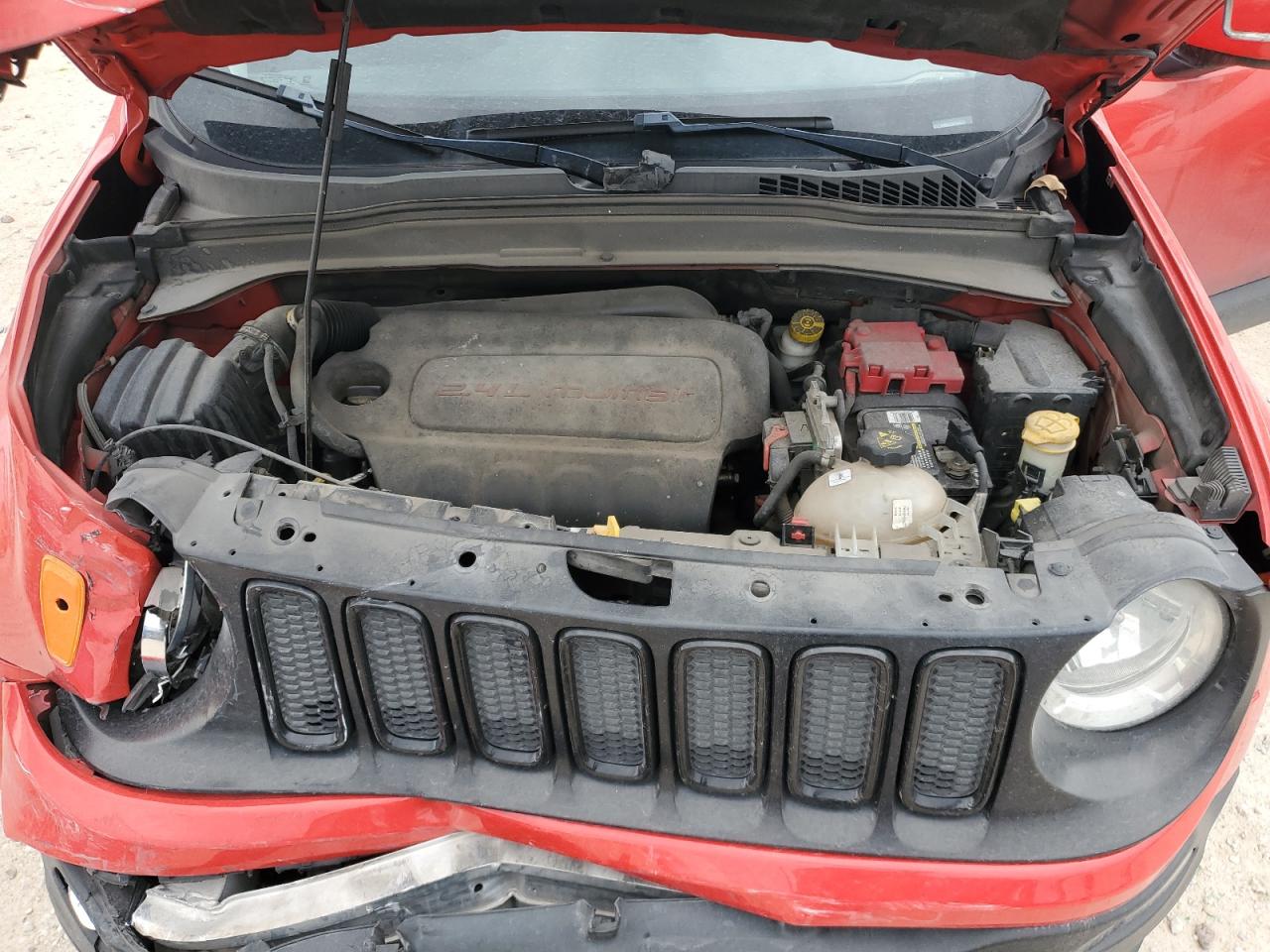 2018 Jeep Renegade VIN ZACCJABB2JPJ54930 Copart auction photo, front end / minor dent/scratches damage thumbnail 12