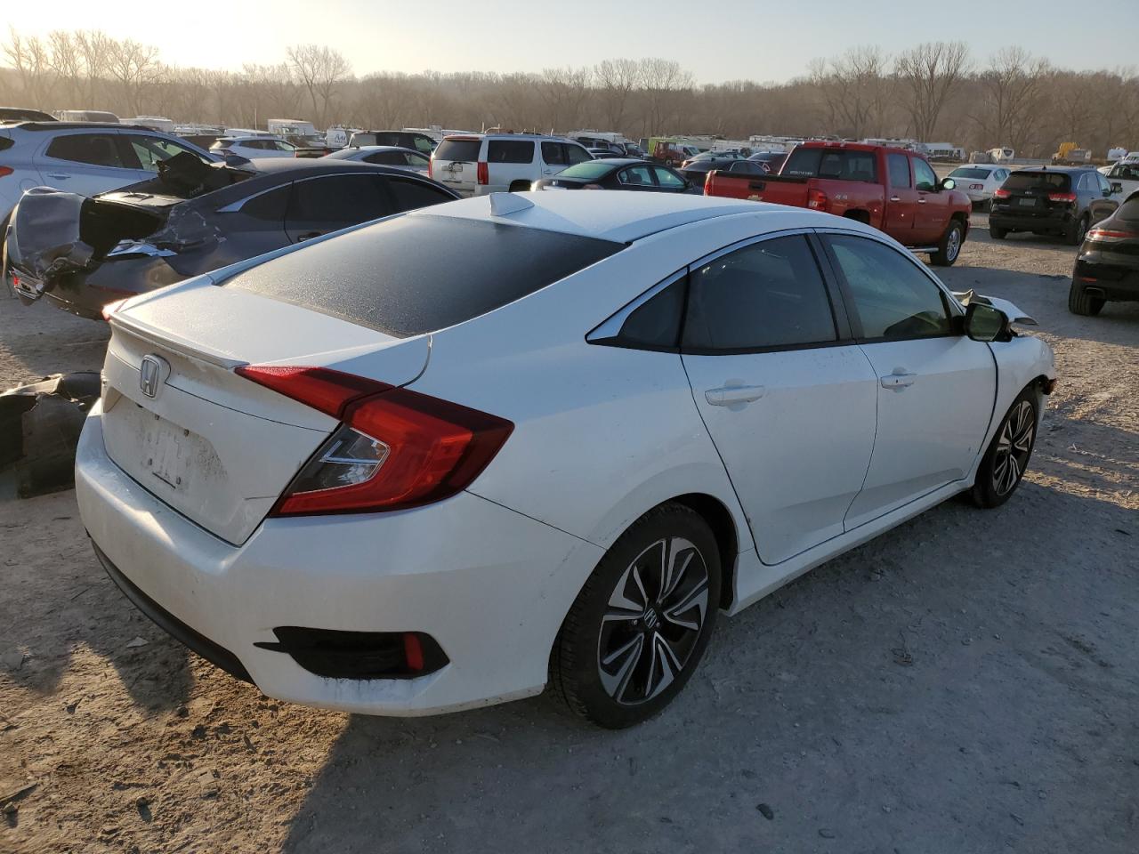2018 Honda Civic VIN JHMFC1F72JX015196 Copart auction photo, front end damage thumbnail 3
