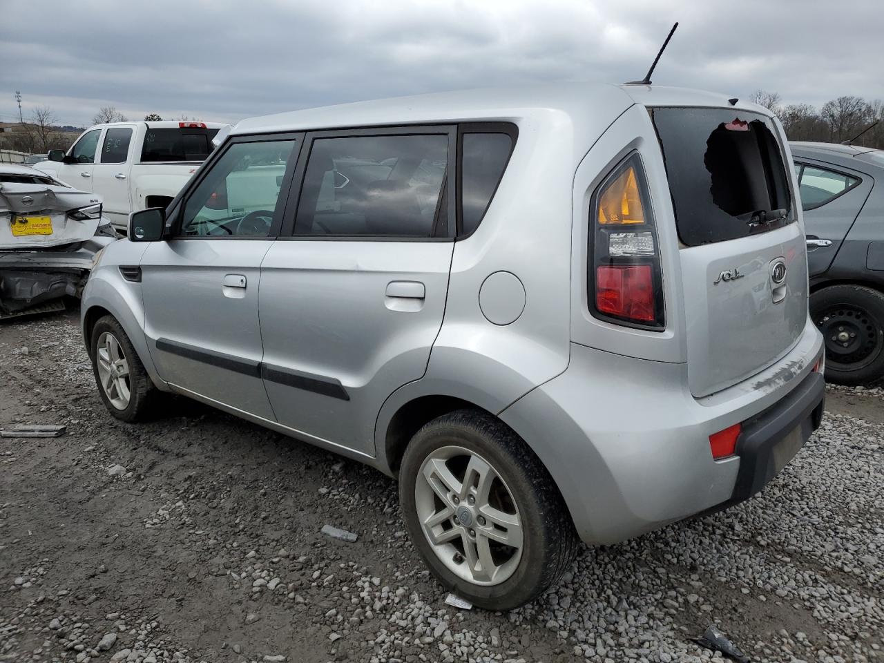 2010 KIA Soul VIN KNDJT2A29A7702804 Copart auction photo, rear end damage thumbnail 2