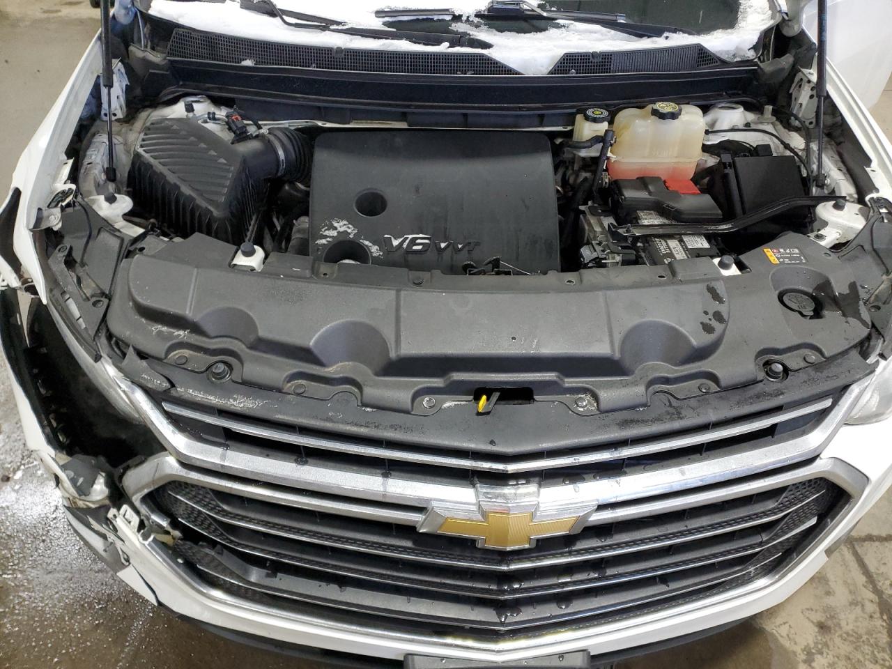 2018 Chevrolet Traverse VIN 1GNEVHKW2JJ108808 Copart auction photo, front end damage thumbnail 12