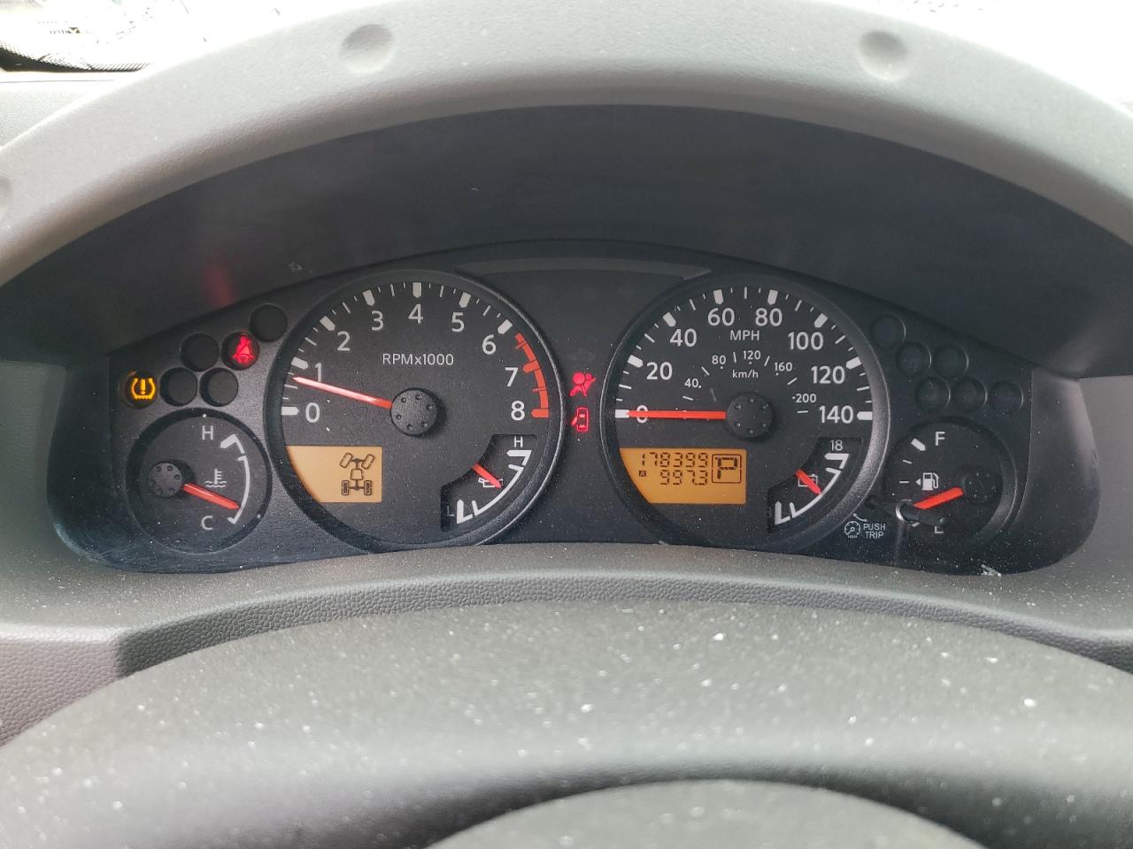 2007 Nissan XTerra VIN 5N1AN08W47C540213 Copart auction photo, front end / minor dent/scratches damage thumbnail 9