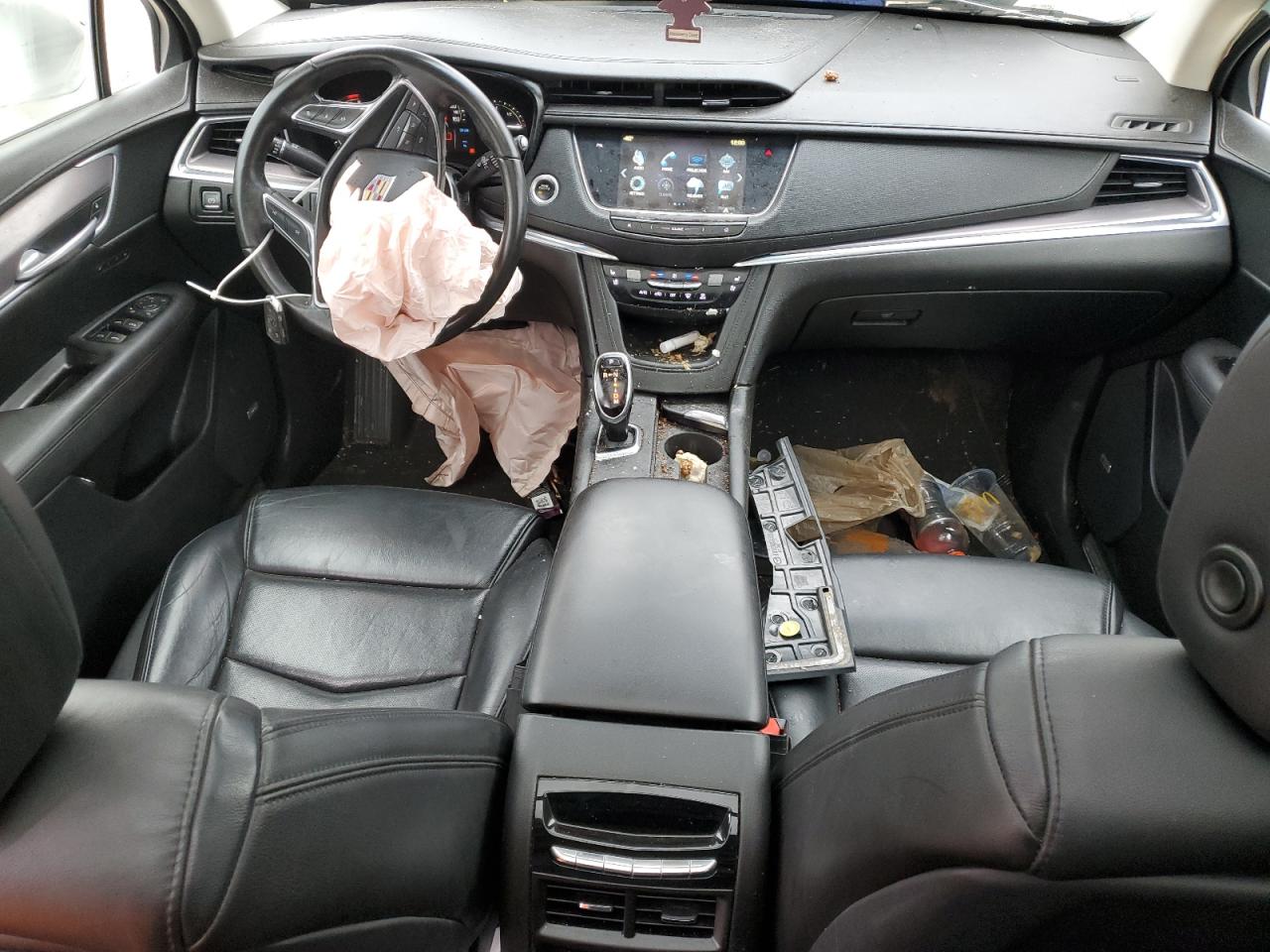 2018 Cadillac XT5 VIN 1GYKNERS9JZ246399 Copart auction photo, front end / minor dent/scratches damage thumbnail 8