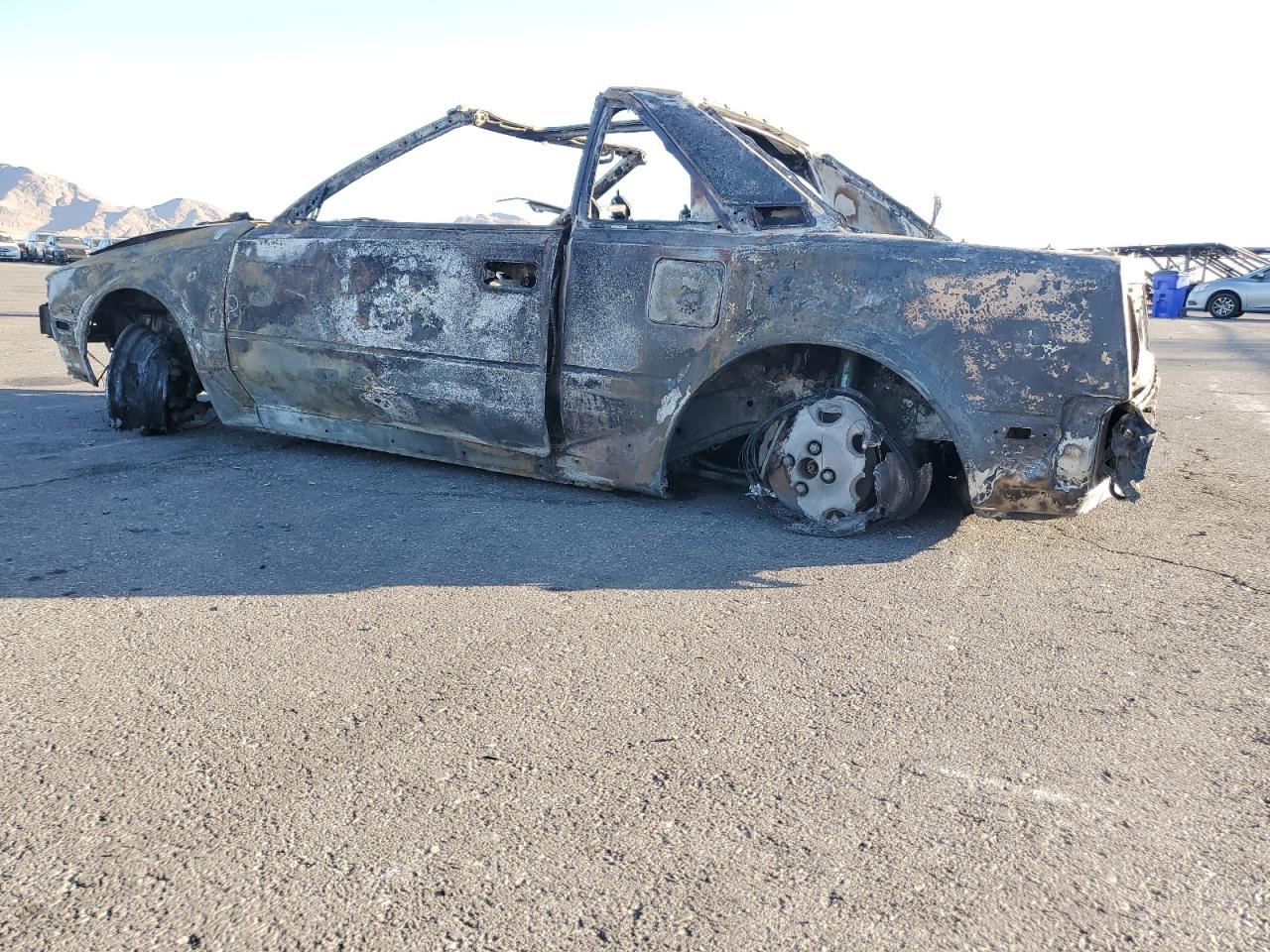 1988 Toyota MR2 VIN JT2AW16J0J0127866 Copart auction photo, burn damage thumbnail 2
