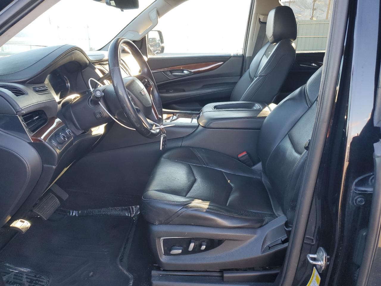 2019 Cadillac Escalade VIN 1GYS4BKJ2KR277708 Copart auction photo, rear end damage thumbnail 7