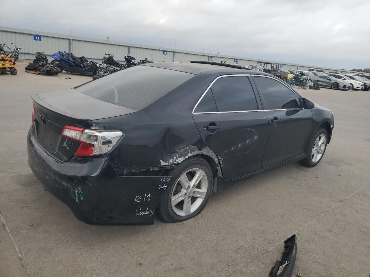 2013 Toyota Camry VIN 4T1BF1FK9DU708215 Copart auction photo, side / front end damage thumbnail 3