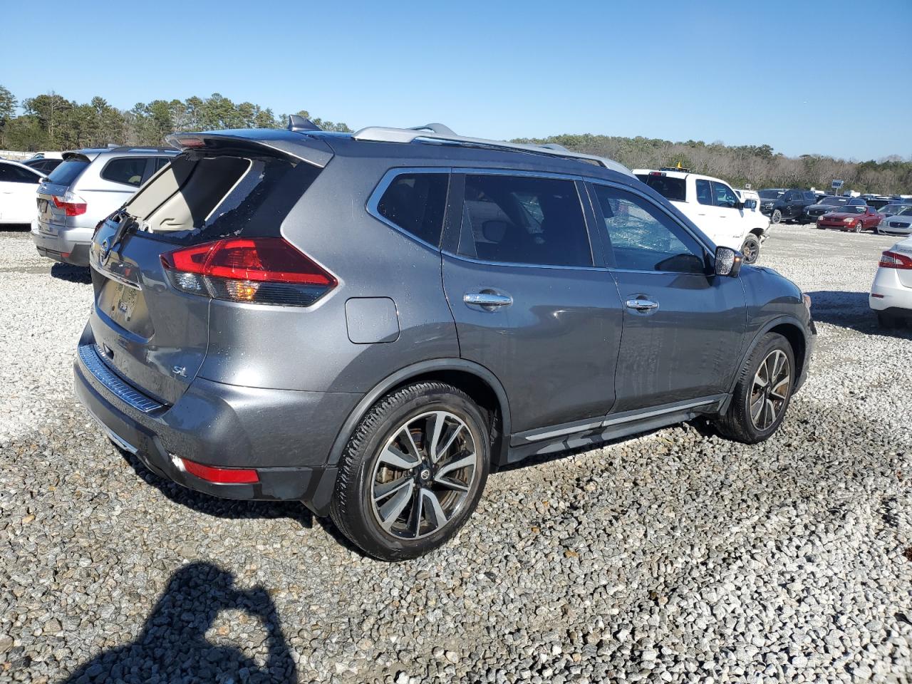 2018 Nissan Rogue VIN JN8AT2MT1JW455969 Copart auction photo, hail damage thumbnail 3