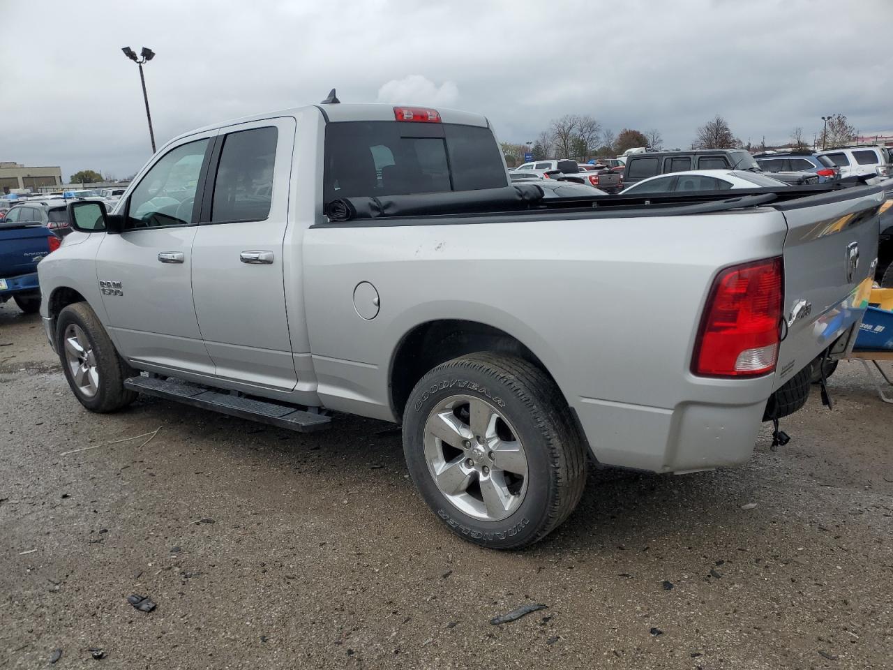 2018 RAM 1500 VIN 1C6RR7GG6JS310451 Copart auction photo, rear end / minor dent/scratches damage thumbnail 2