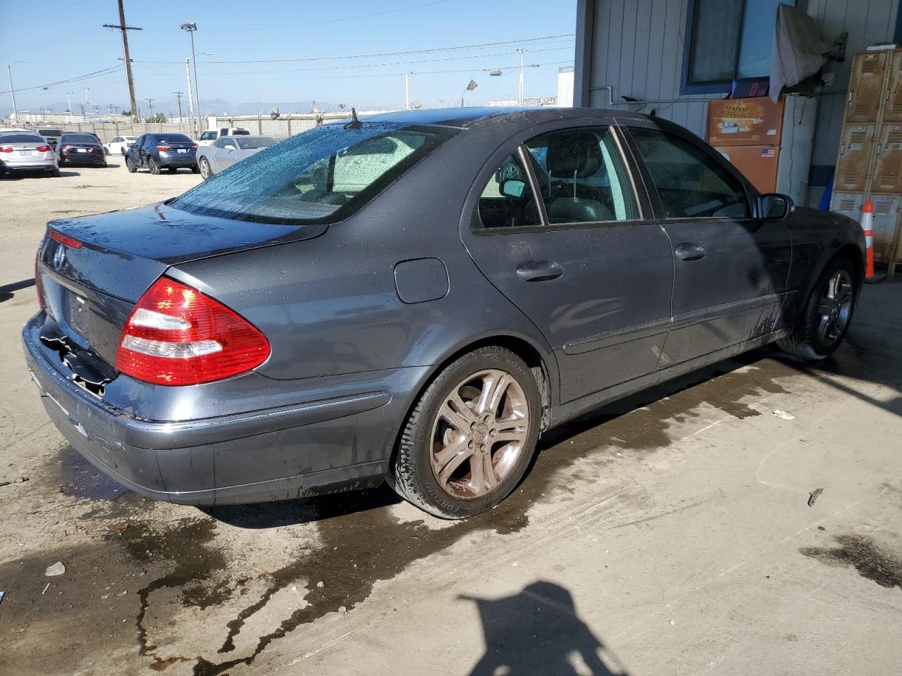 2006 Mercedes-Benz E-klasse VIN WDBUF56J96A943275 Copart auction photo, rear end damage thumbnail 3