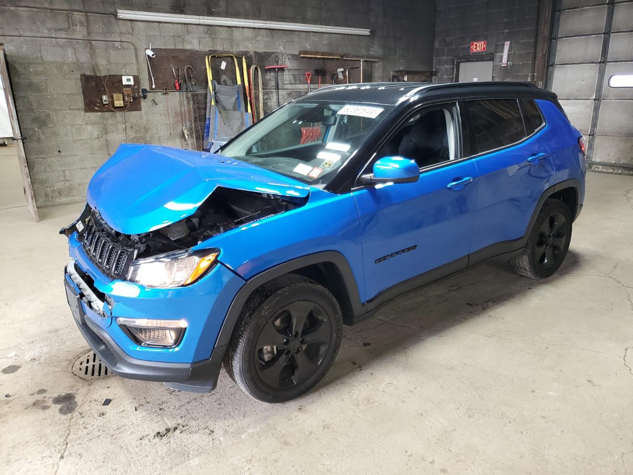 2018 Jeep Compass VIN 3C4NJDBB8JT399818