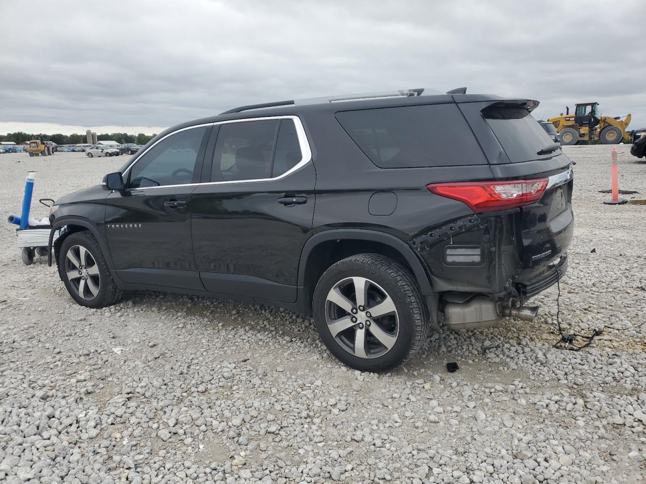 2018 Chevrolet Traverse VIN 1GNERHKW5JJ263096 Copart auction photo, all over damage thumbnail 2