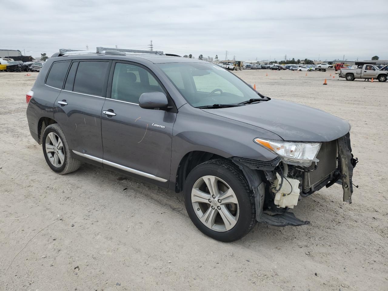 2012 Toyota Highlander VIN 5TDYK3EH5CS063450 Copart auction photo, front end damage thumbnail 4