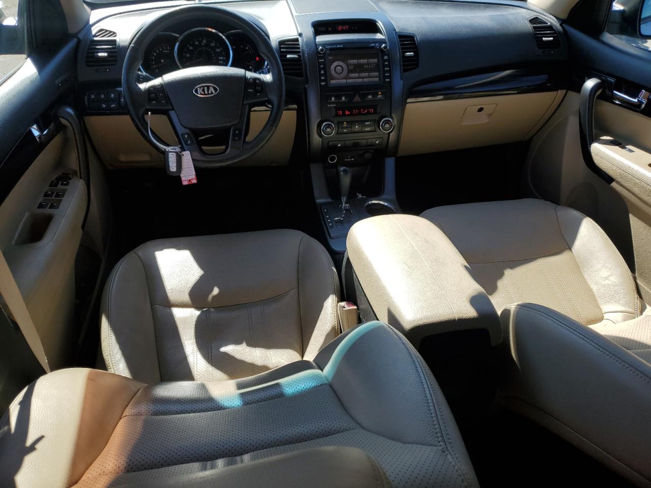 2013 KIA Sorento VIN 5XYKU4A69DG364179 Copart auction photo, front end damage thumbnail 8