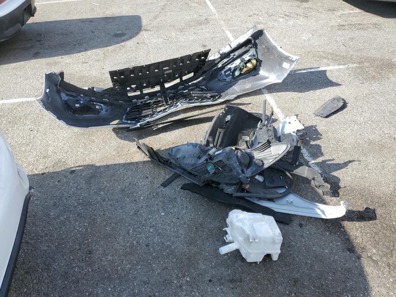 2017 Chevrolet Cruze VIN 1G1BE5SM0H7265911 Copart auction photo, front end damage thumbnail 12