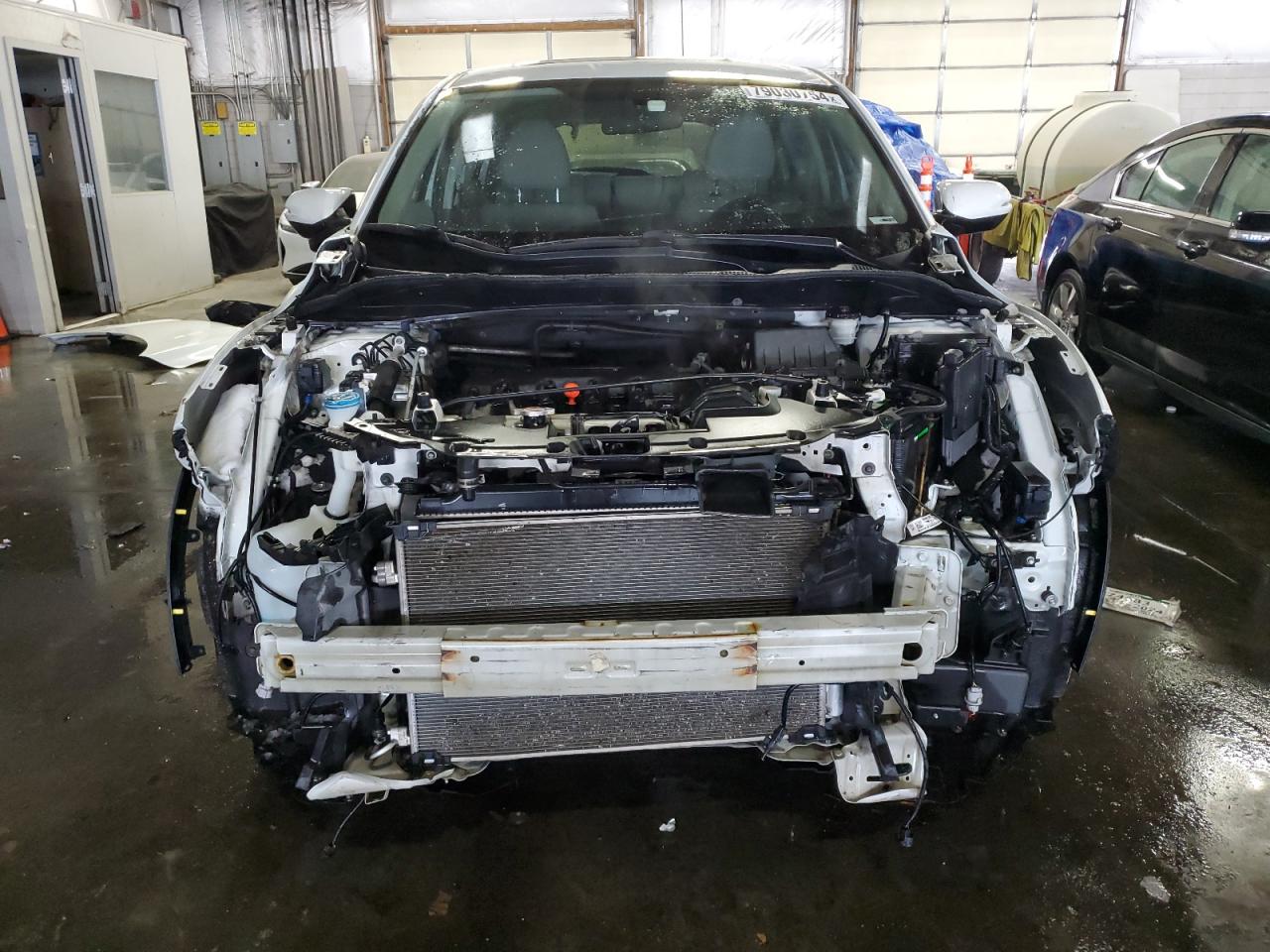 2017 Honda HR-V VIN 3CZRU6H58HM727212 Copart auction photo, front end damage thumbnail 5