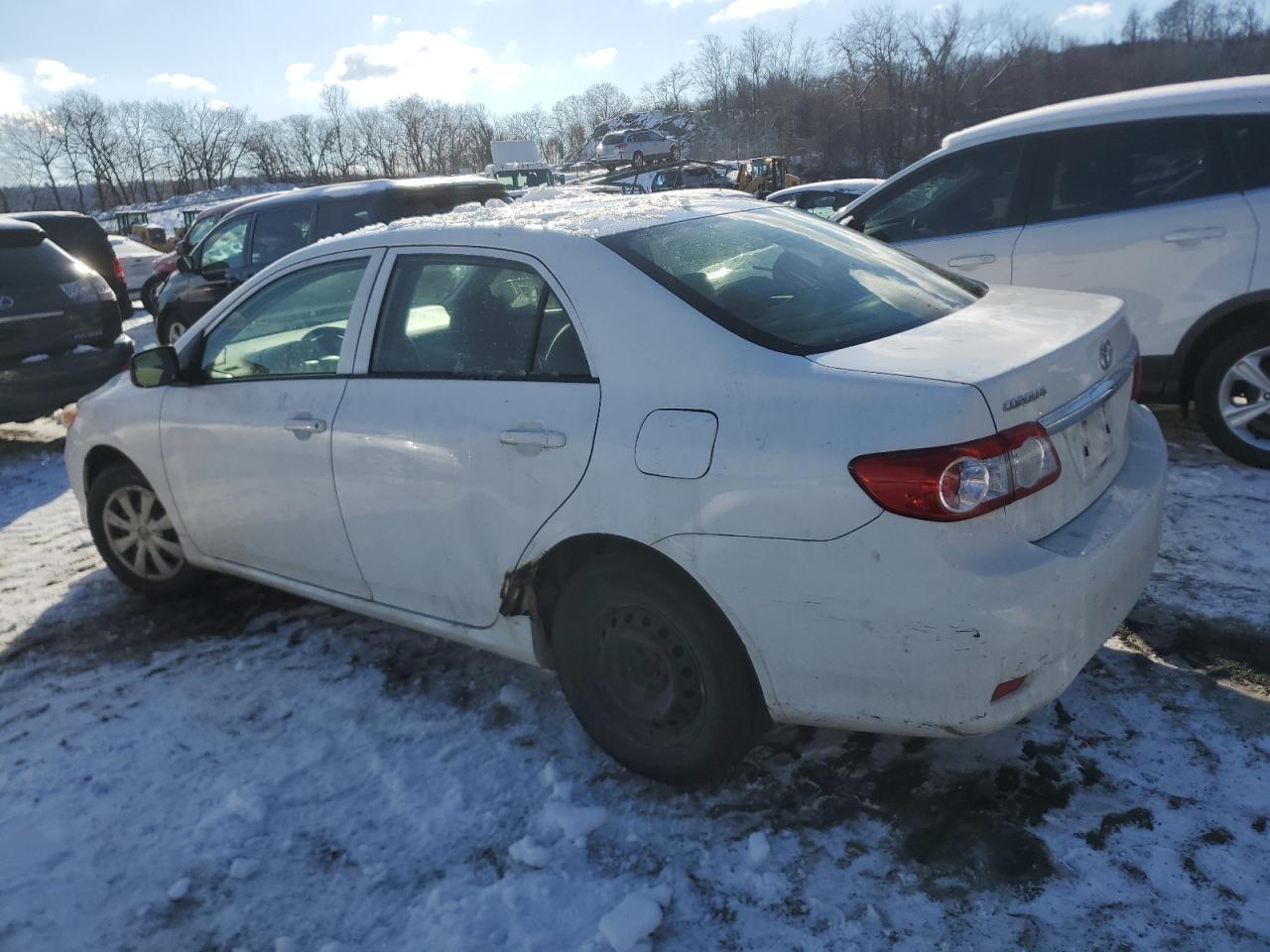 2012 Toyota Corolla VIN JTDBU4EEXC9175218 Copart auction photo, side / minor dent/scratches damage thumbnail 2