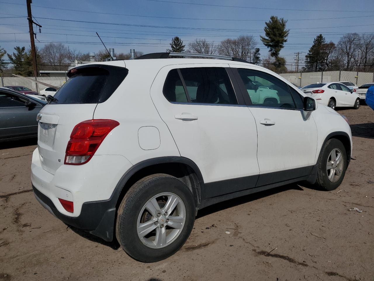 2020 Chevrolet Trax VIN KL7CJLSB5LB321371 Copart auction photo, front end / side damage thumbnail 3