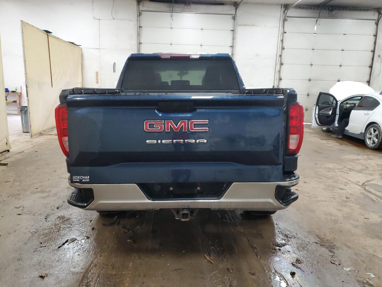 2020 GMC Sierra VIN 1GTP9AEKXLZ256179 Copart auction photo, all over damage thumbnail 6