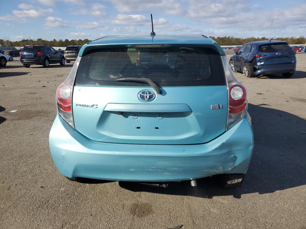 2014 Toyota Prius VIN JTDKDTB35E1084081 Copart auction photo, front end / minor dent/scratches damage thumbnail 6