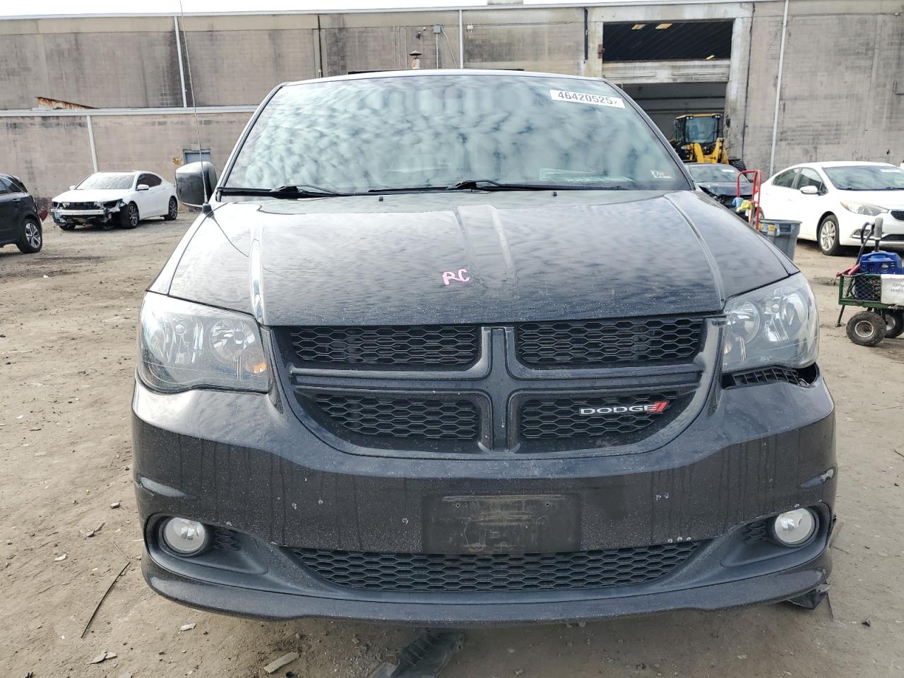 2018 Dodge Caravan VIN 2C4RDGEG7JR341316 Copart auction photo, side / minor dent/scratches damage thumbnail 5