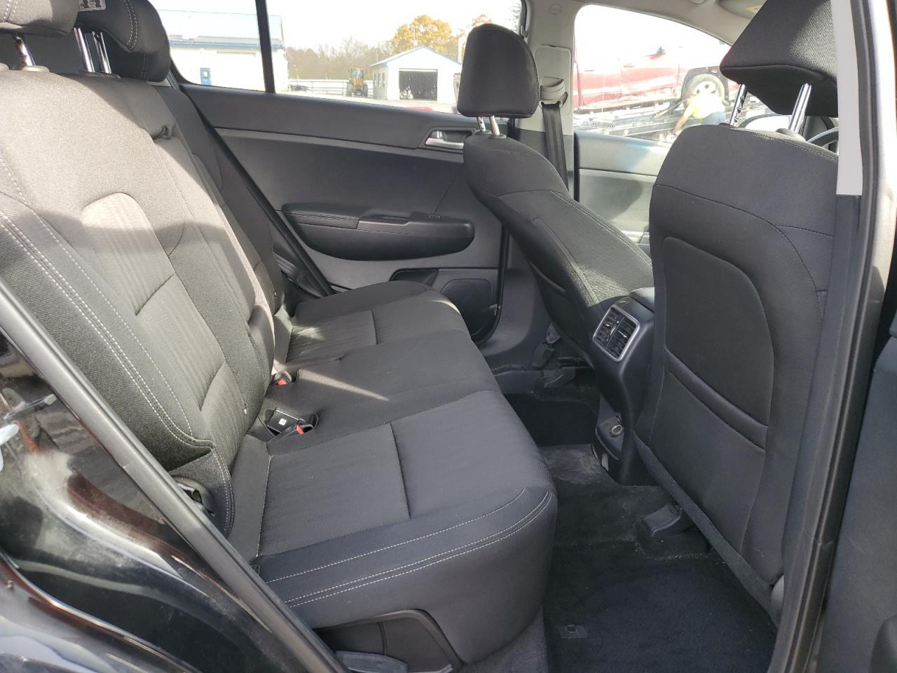 2019 KIA Sportage VIN KNDPMCAC8K7608775 Copart auction photo, front end / minor dent/scratches damage thumbnail 10