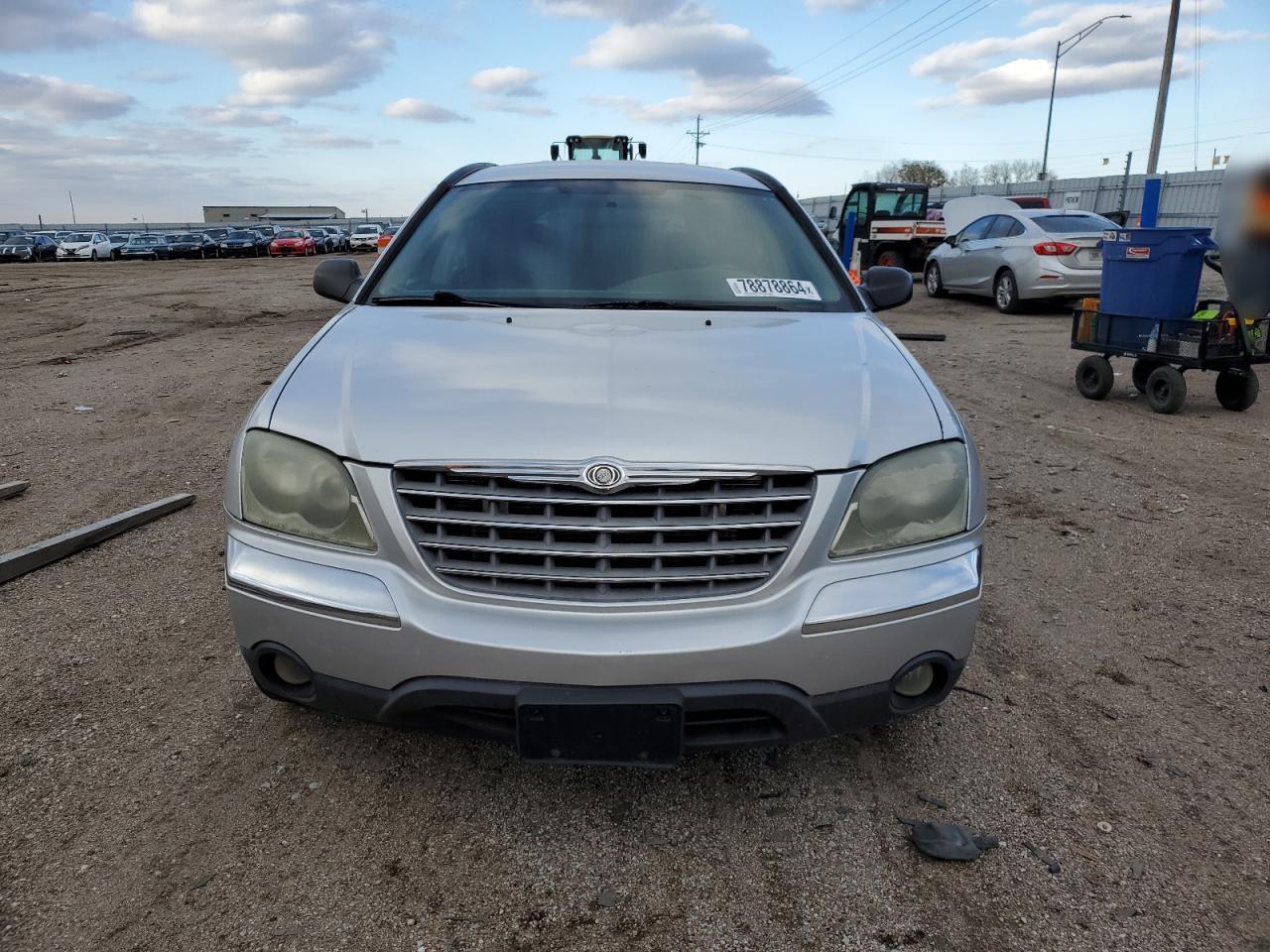 2005 Chrysler Pacifica VIN 2C4GM684X5R330822 Copart auction photo, rear end / side damage thumbnail 5