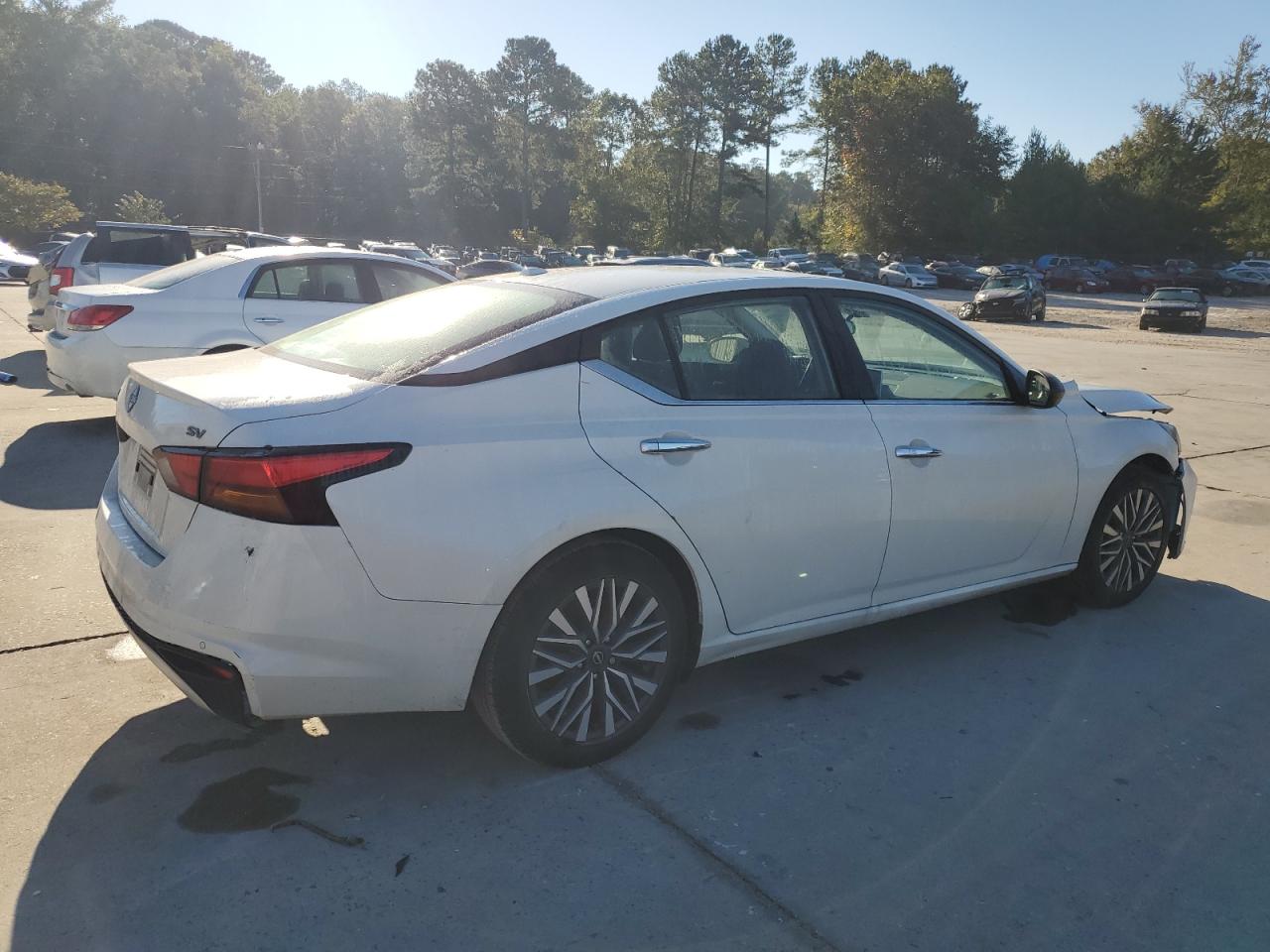 2024 Nissan Altima VIN 1N4BL4DV4RN304547 Copart auction photo, front end damage thumbnail 3