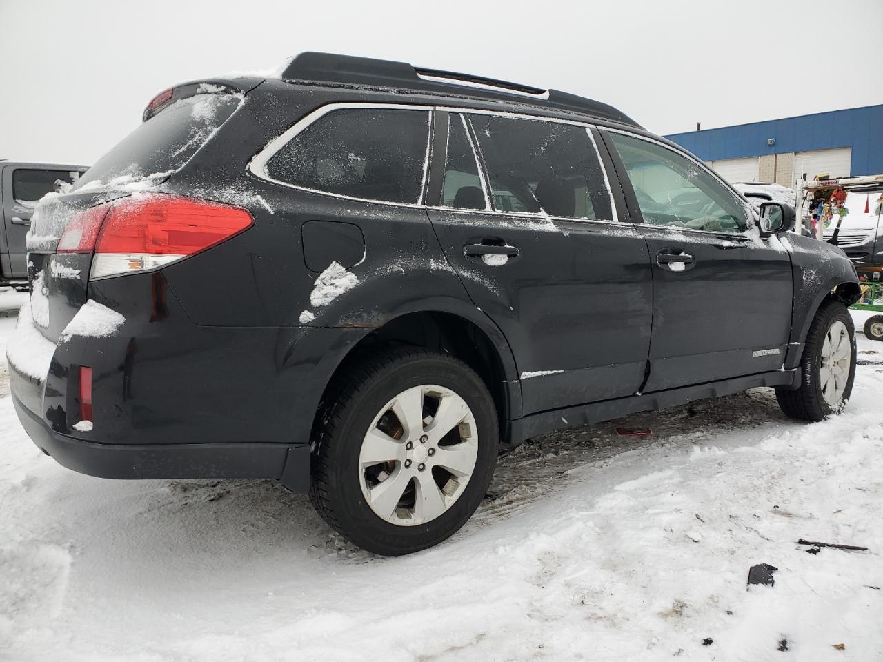 2010 Subaru Outback VIN 4S4BRCCC0A3332456 Copart auction photo, front end / undercarriage damage thumbnail 3