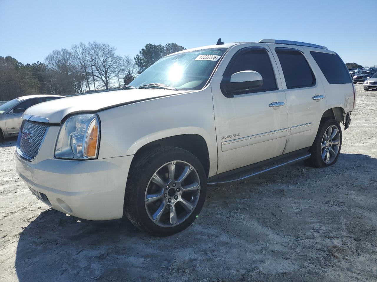 2014 GMC Yukon VIN 1GKS2EEF0ER130588