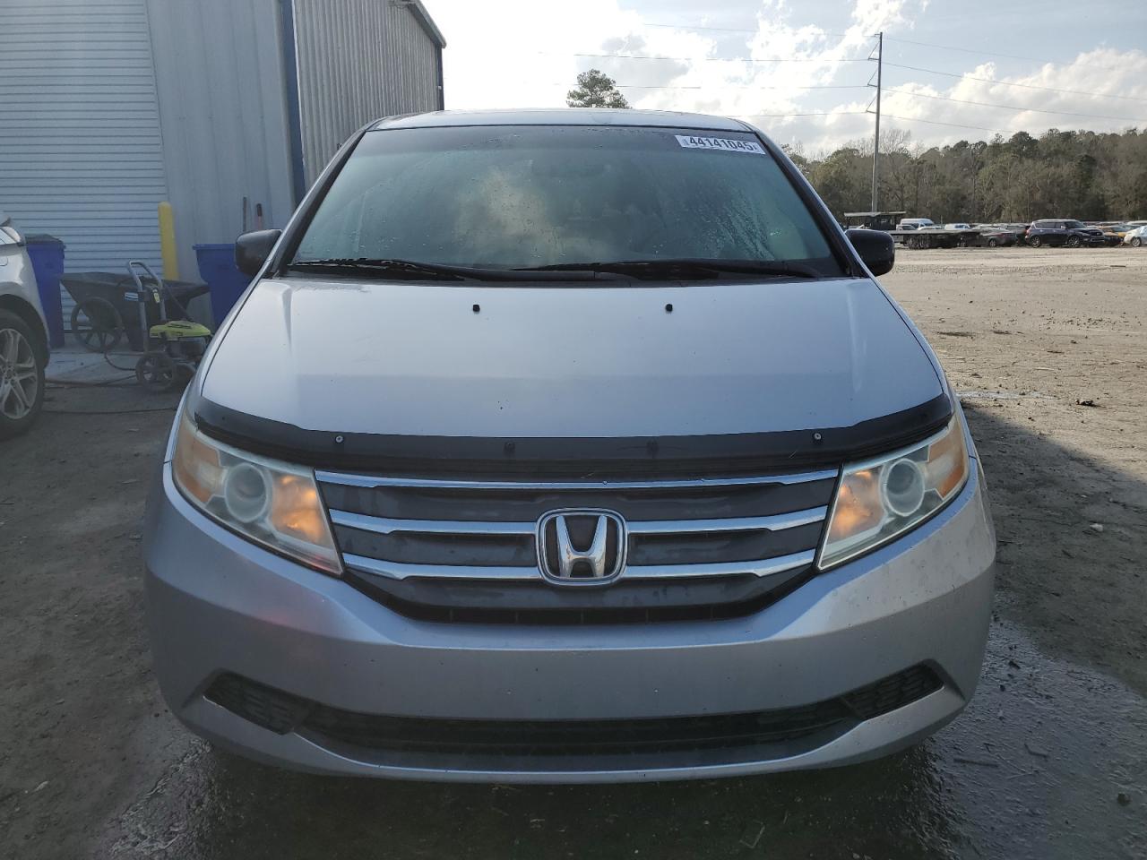 2011 Honda Odyssey VIN 5FNRL5H67BB099442 Copart auction photo, side damage thumbnail 5